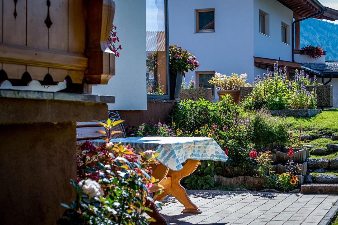Gaestehaus Schoenberg Leutasch Extérieur photo